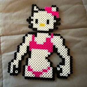 strong hello kitty perler